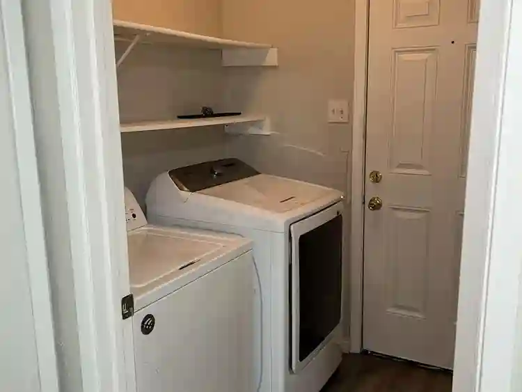 5 BR in Dallas