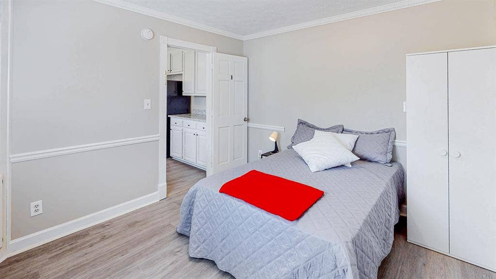 7 BR in Lithonia