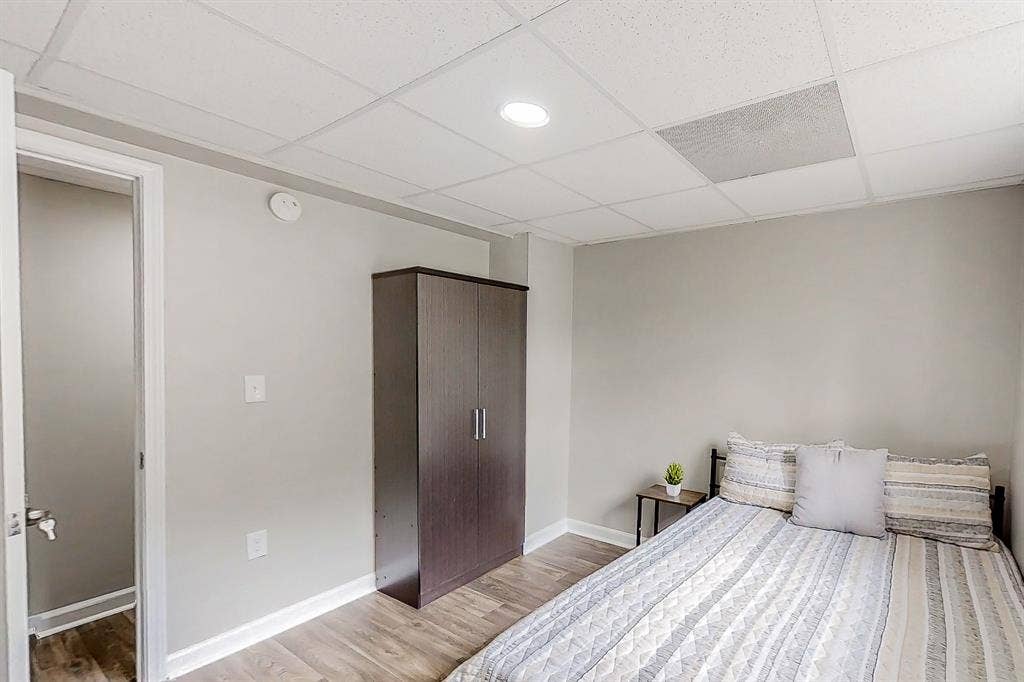 9 BR in Decatur
