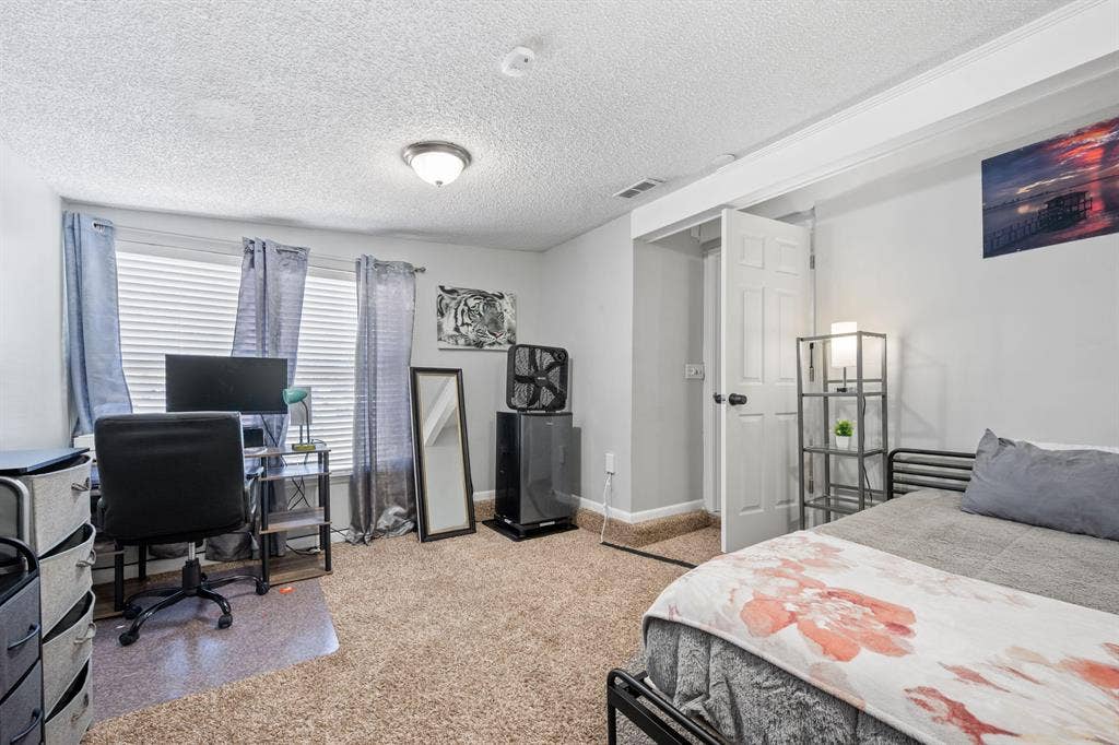 4 BR in Jacksonville