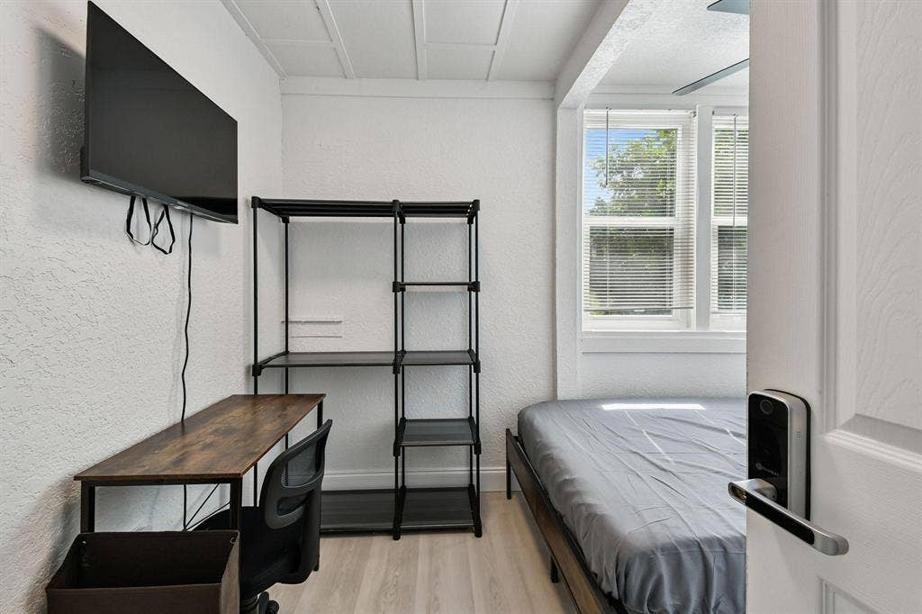 4 BR in St. Petersburg