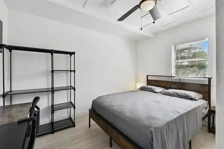 4 BR in St. Petersburg