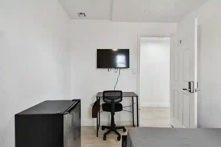 4 BR in St. Petersburg