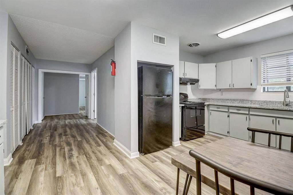 8 BR in Jacksonville