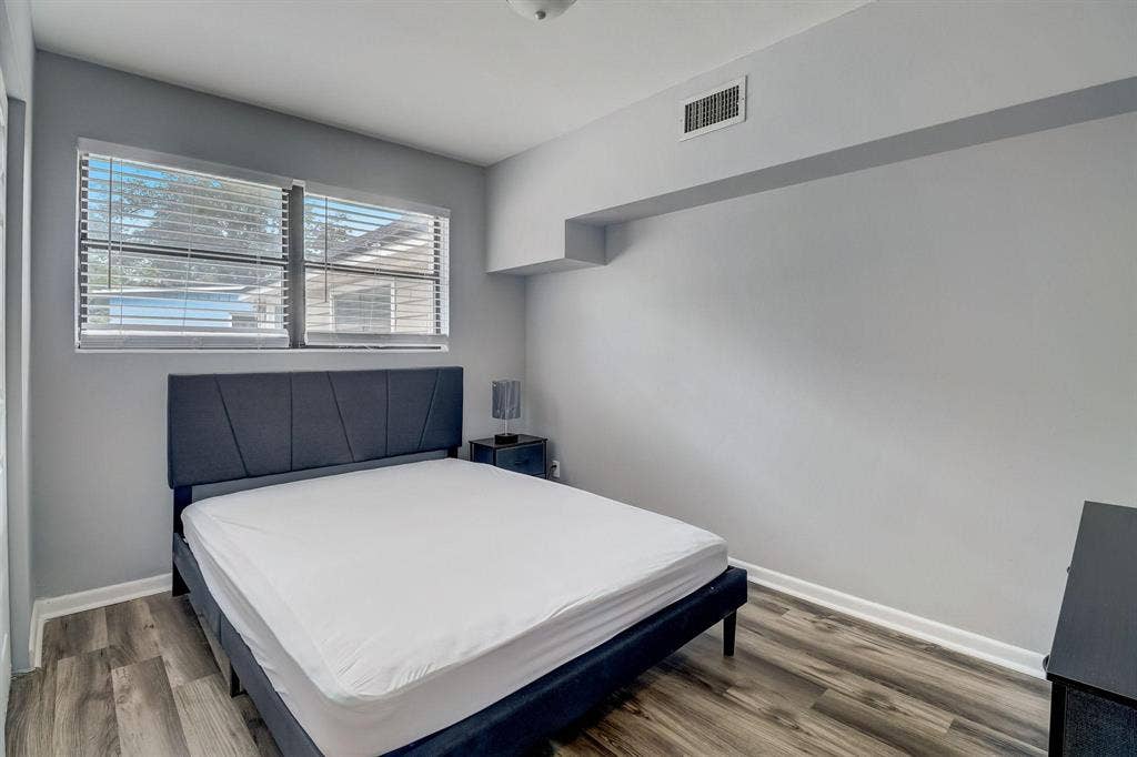 8 BR in Jacksonville