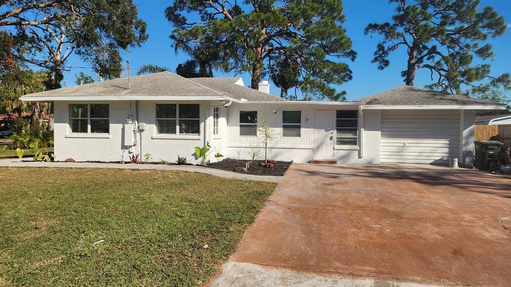 6 BR in Bradenton