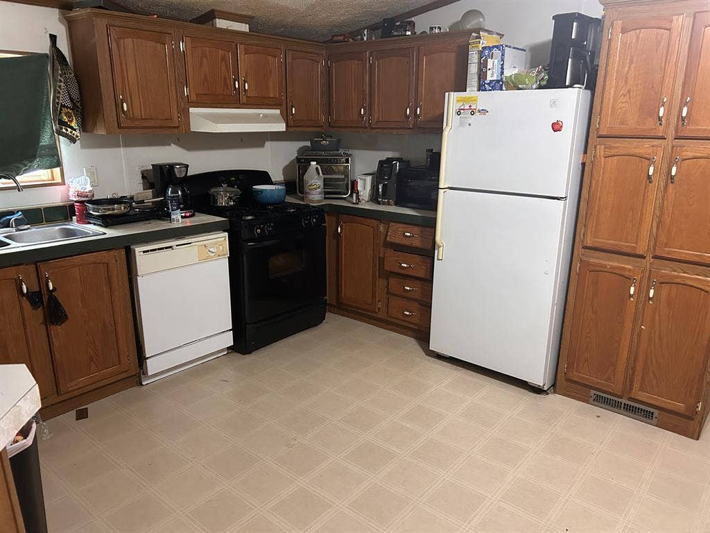 Room for rent with Private bathroom