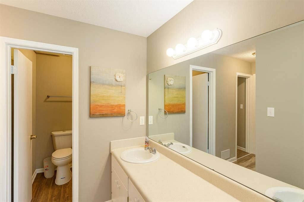 6 BR in Stone Mountain