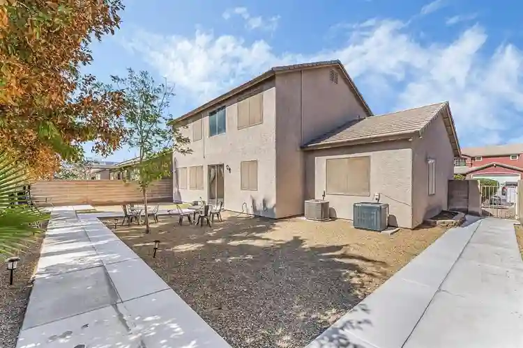 9 BR in North Las Vegas