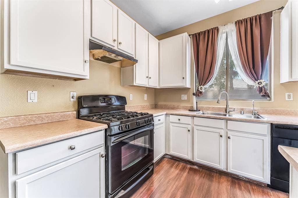 9 BR in North Las Vegas