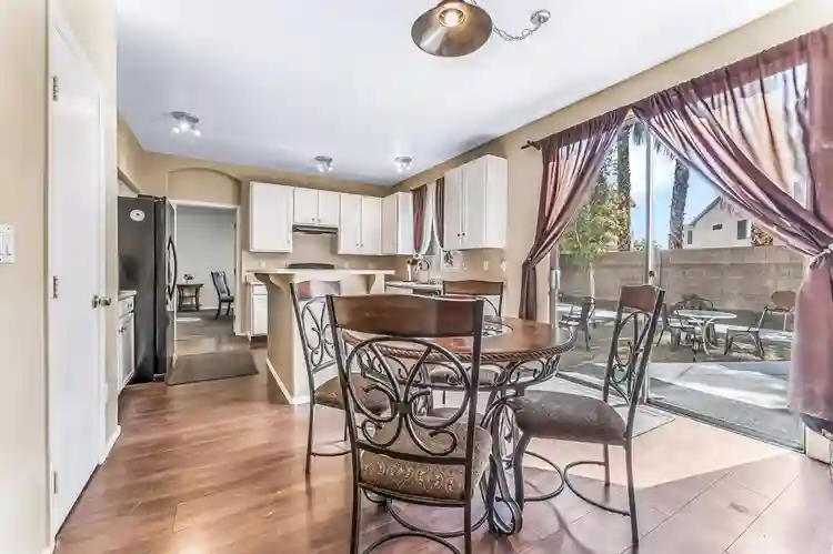 9 BR in North Las Vegas