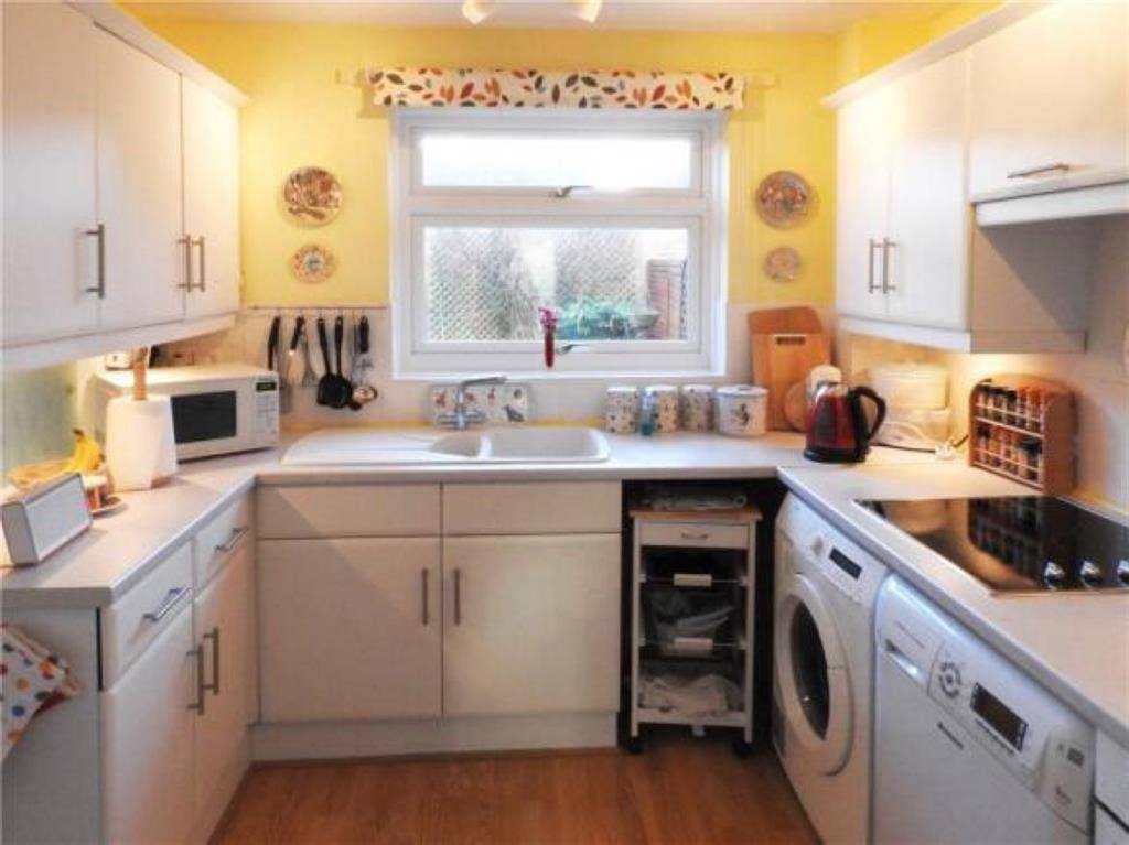 Newly furnished single room