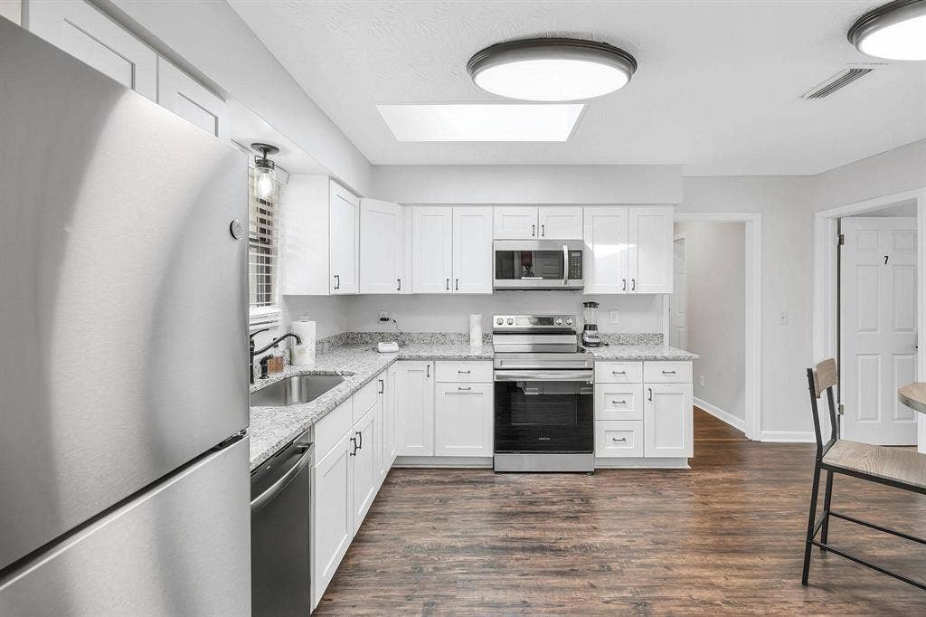 8 BR in Jacksonville