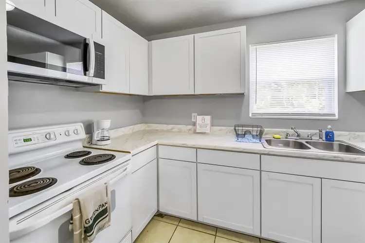 8 BR in Jacksonville