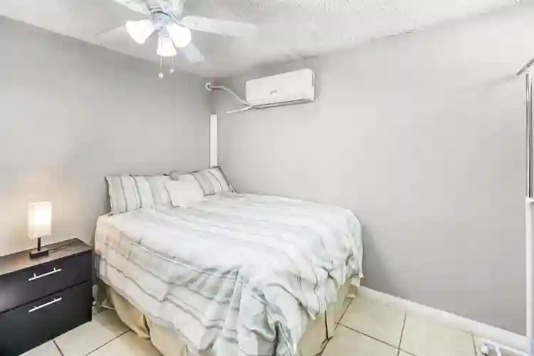 8 BR in Jacksonville