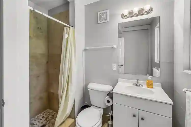 8 BR in Jacksonville