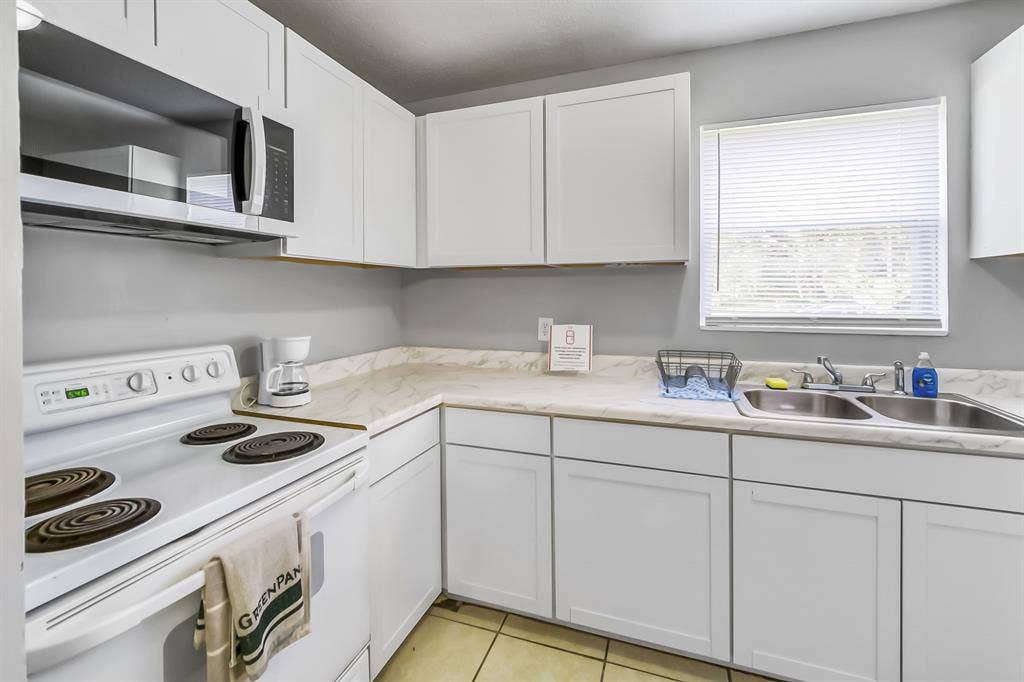 8 BR in Jacksonville