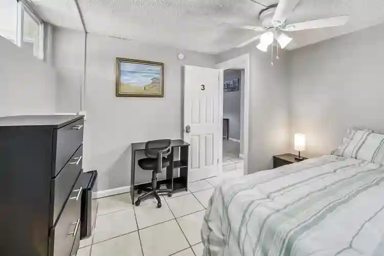 8 BR in Jacksonville