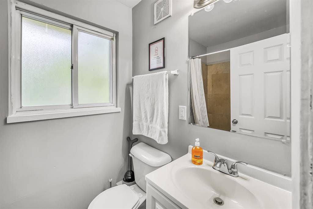 8 BR in Jacksonville