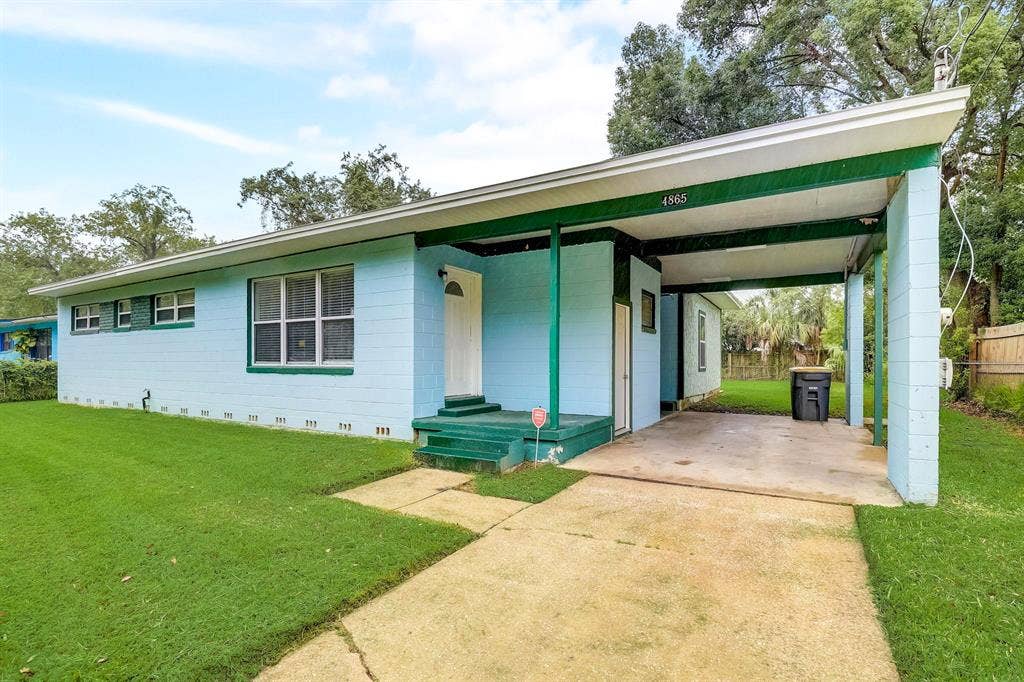 8 BR in Jacksonville