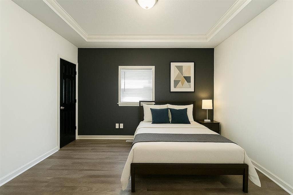 6 BR in Independence