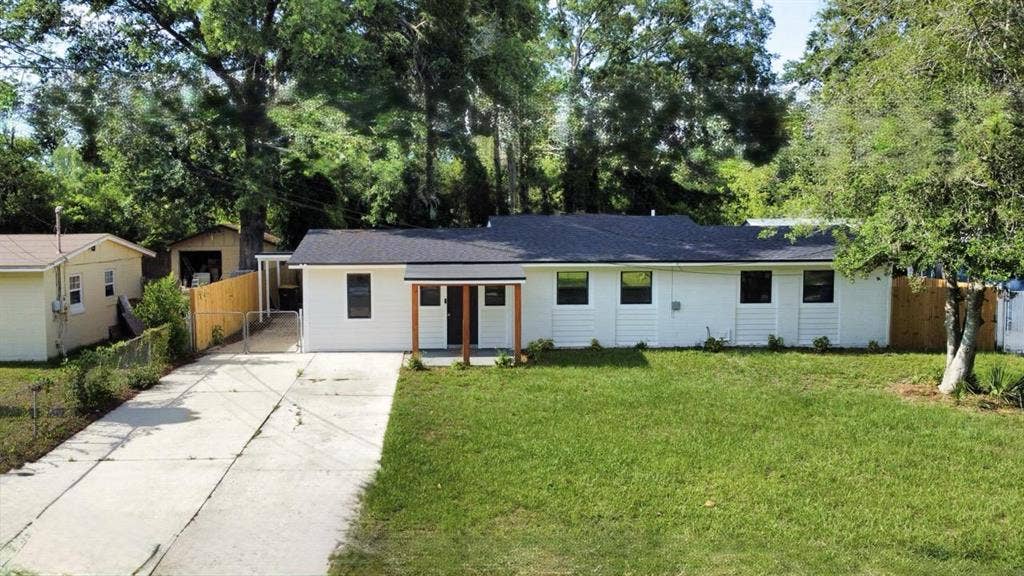 8 BR in Jacksonville