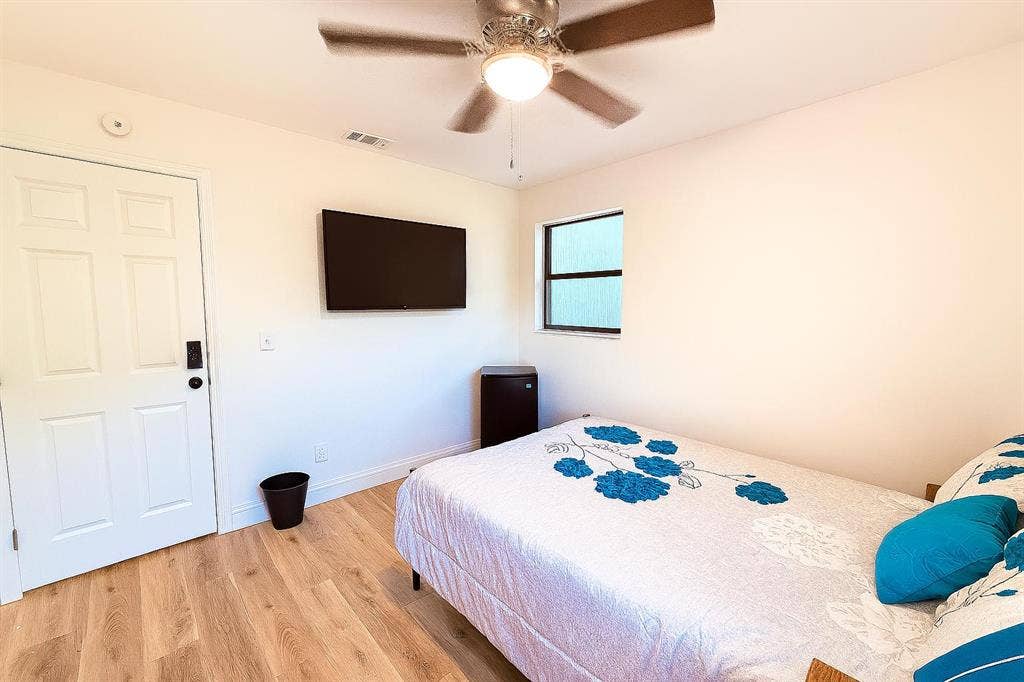 8 BR in Jacksonville