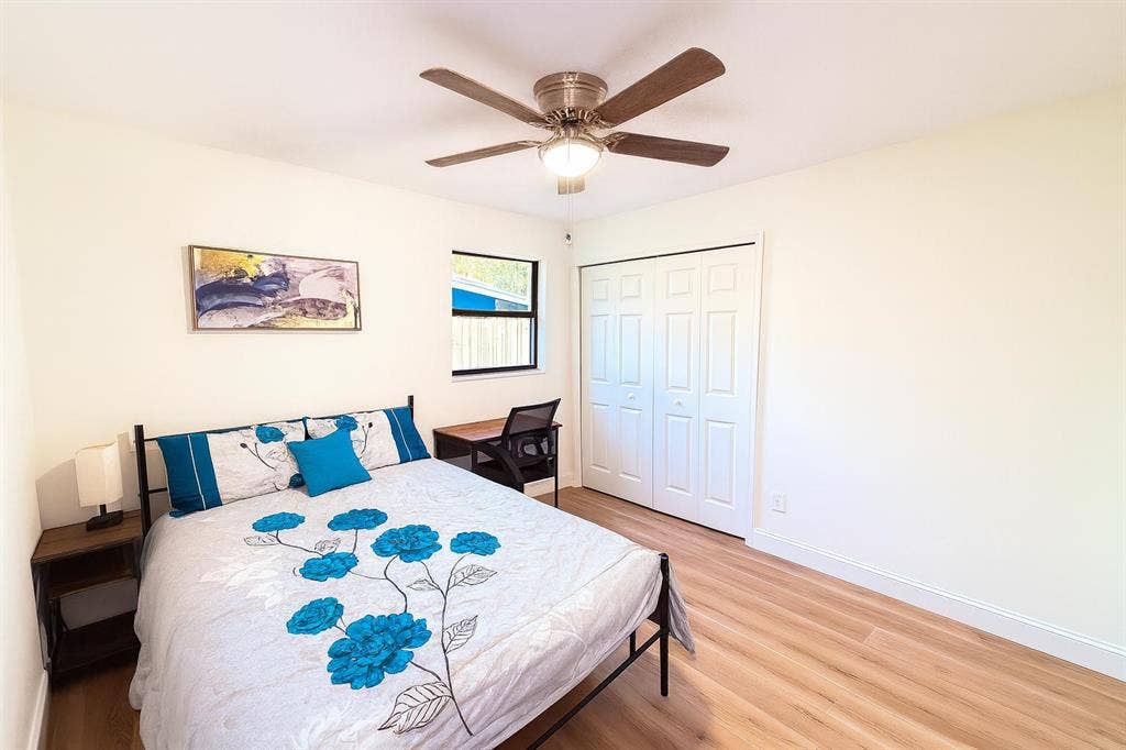 8 BR in Jacksonville