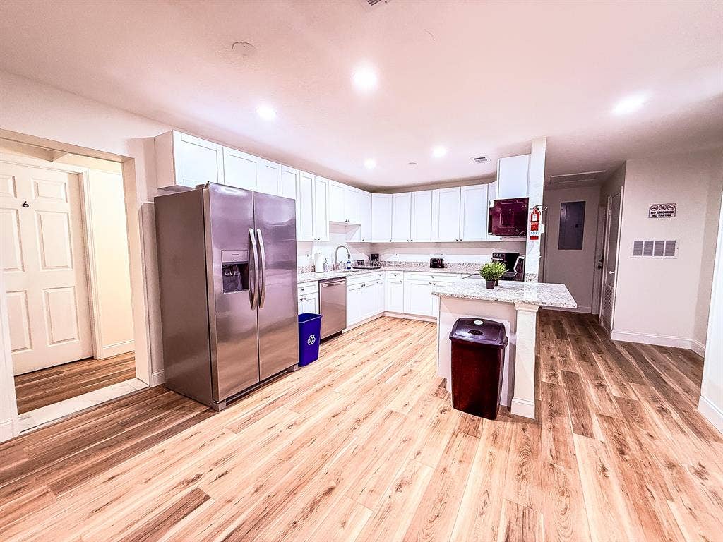 8 BR in Jacksonville