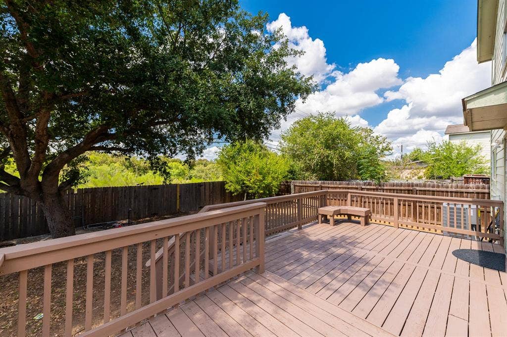 5 BR in San Antonio