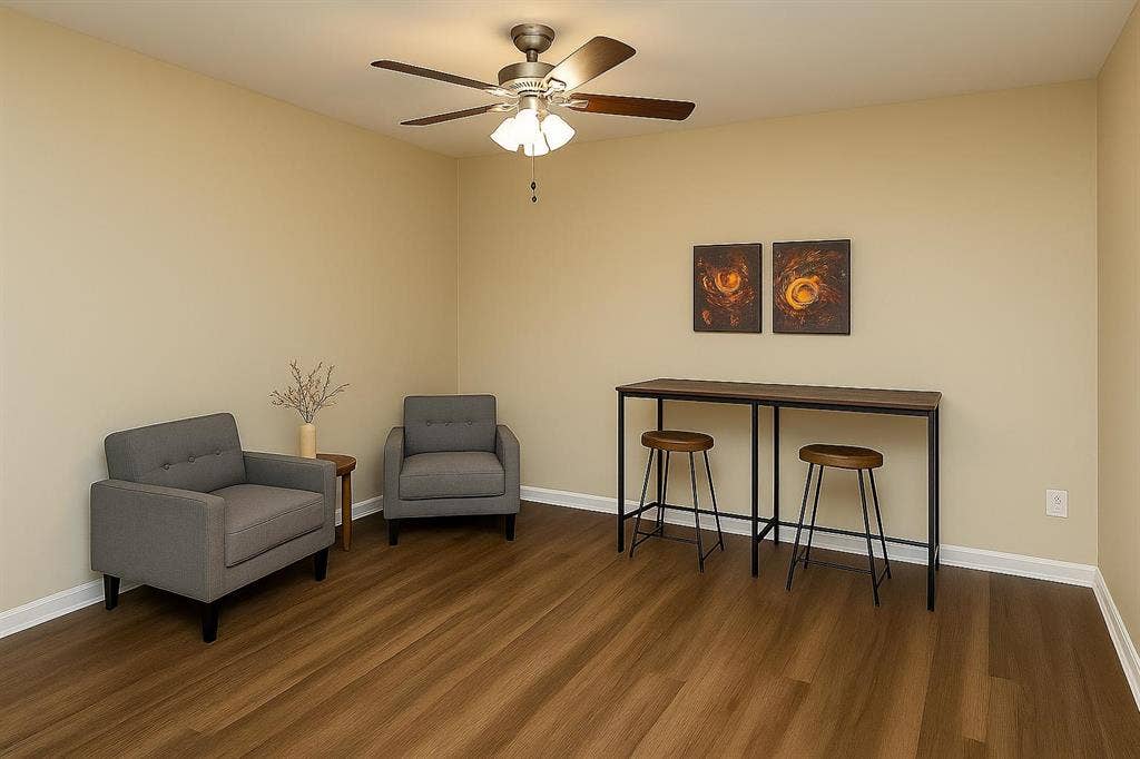 8 BR in Decatur