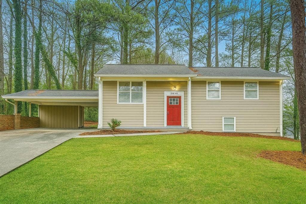 8 BR in Decatur