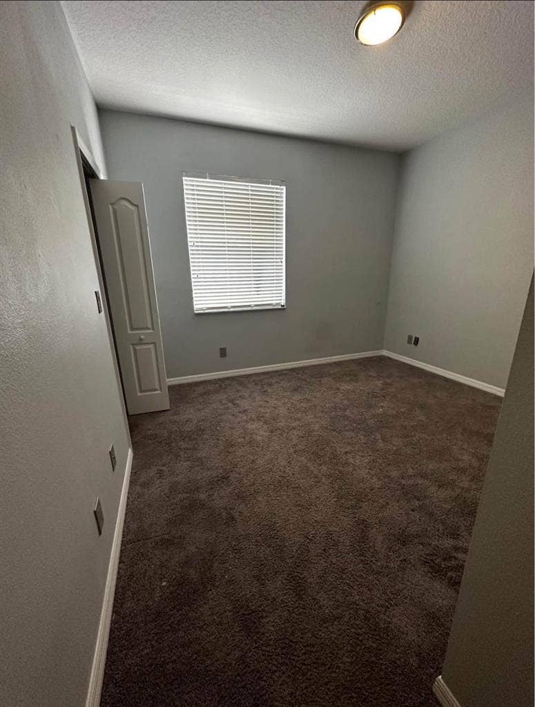 Quiet Room with private bathroom