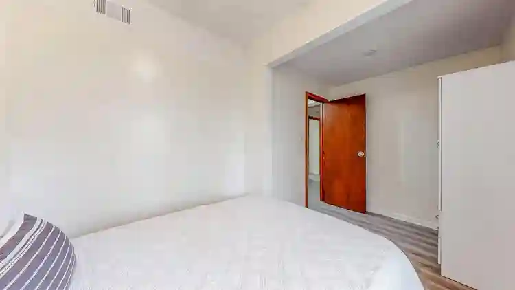 9 BR in Stone Mountain