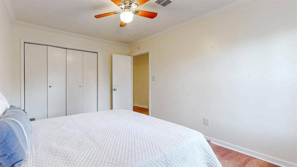 9 BR in Stone Mountain