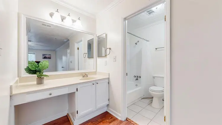 9 BR in Stone Mountain