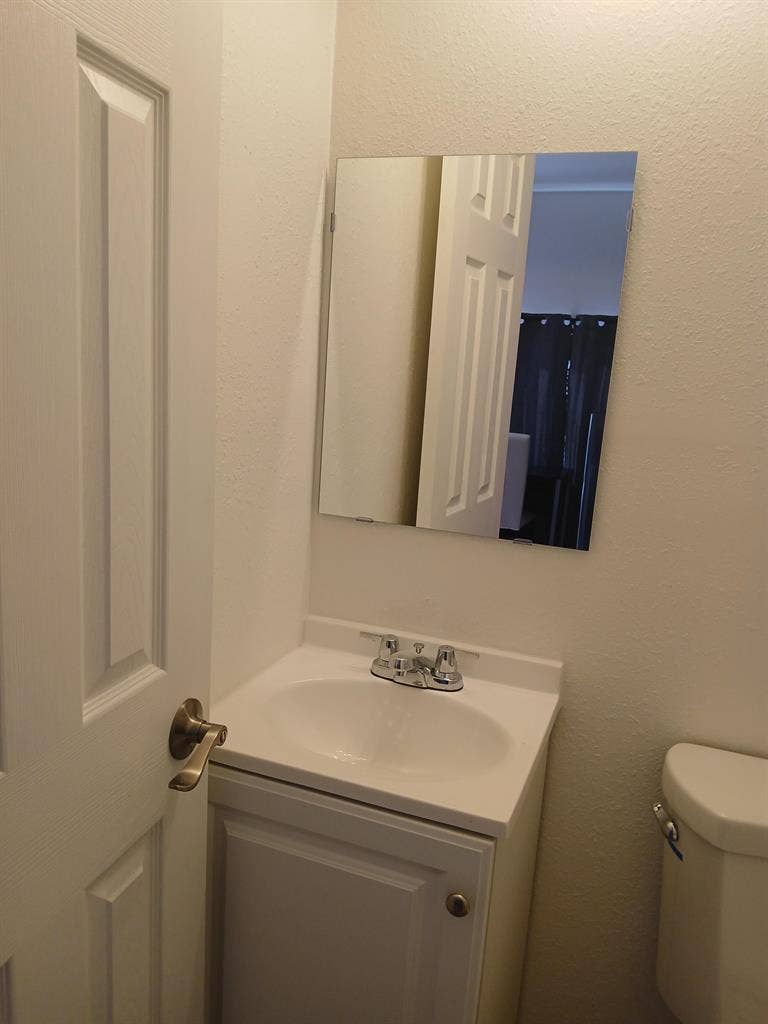 8 BR in Henderson