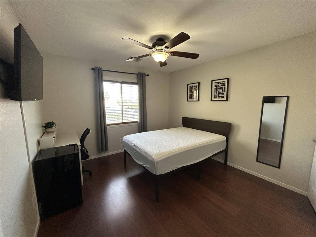 6 BR in North Las Vegas