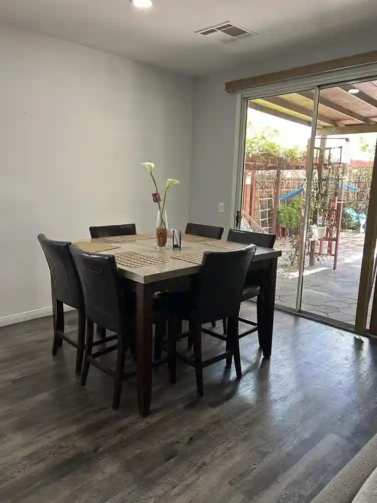 6 BR in North Las Vegas