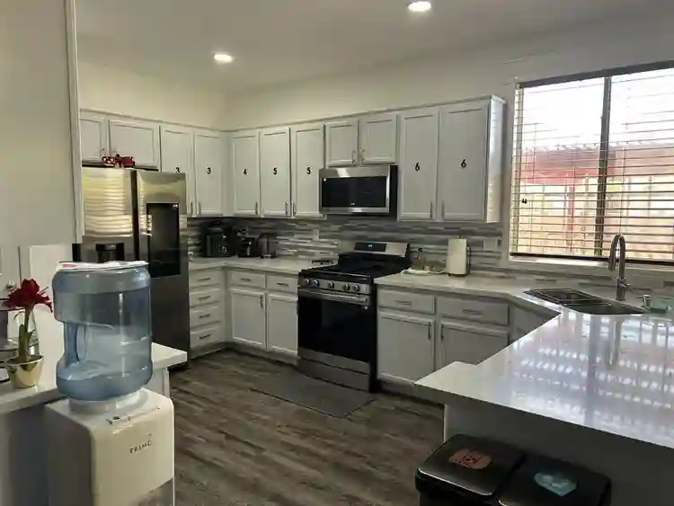 6 BR in North Las Vegas