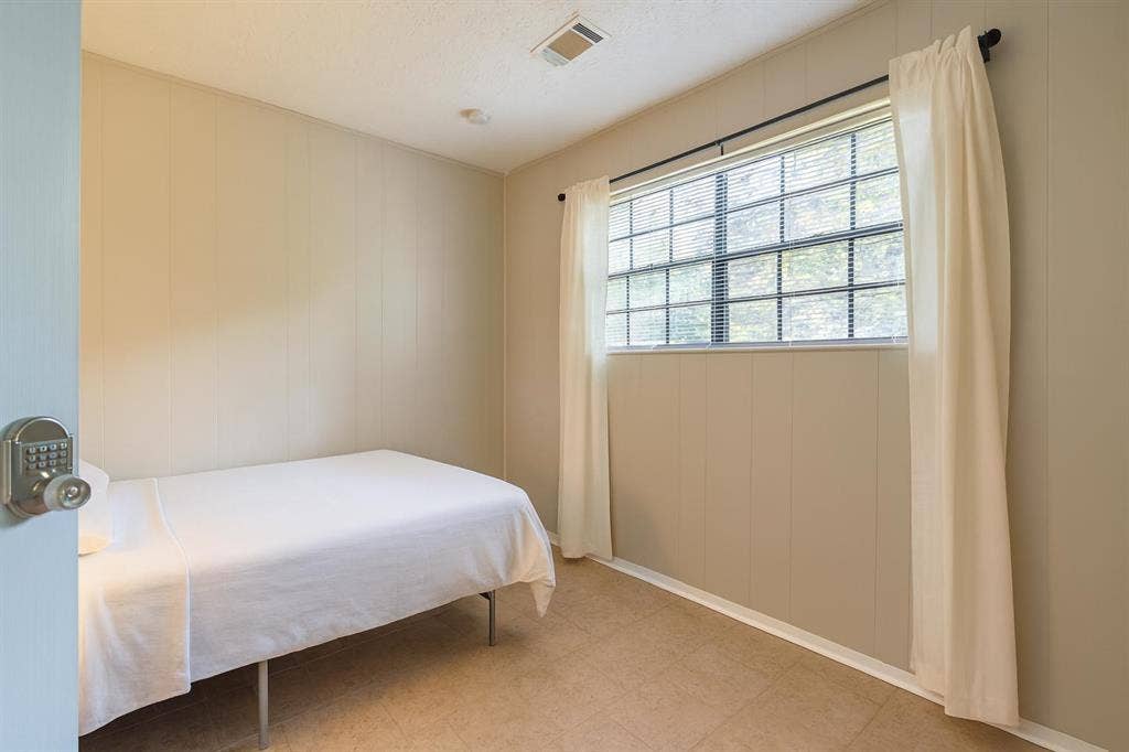 10 BR in Lithonia
