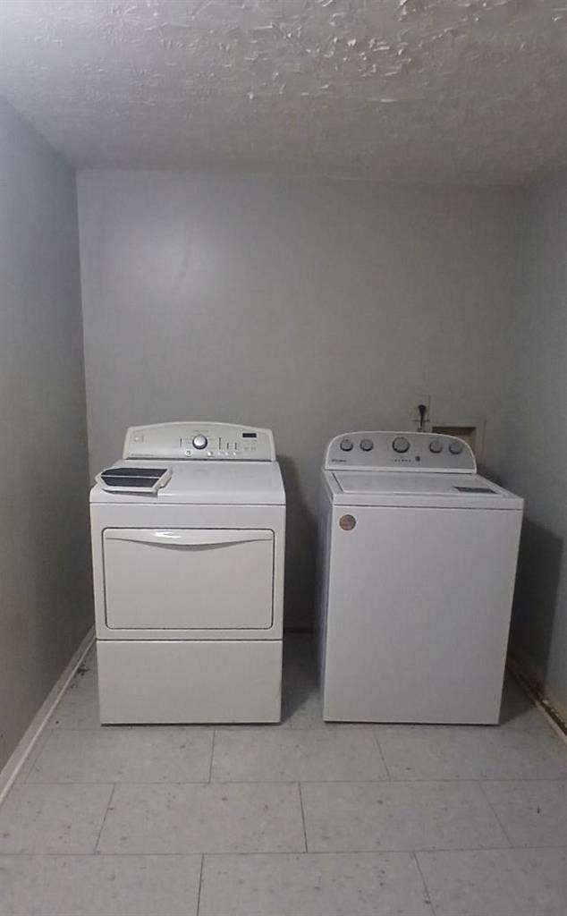 10 BR in Lithonia
