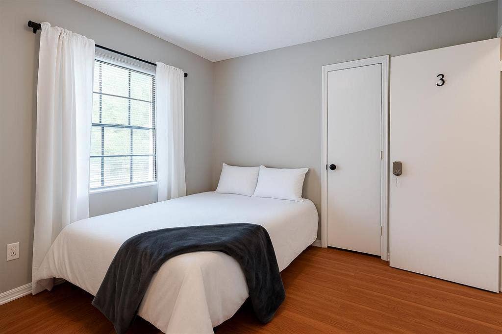 10 BR in Lithonia