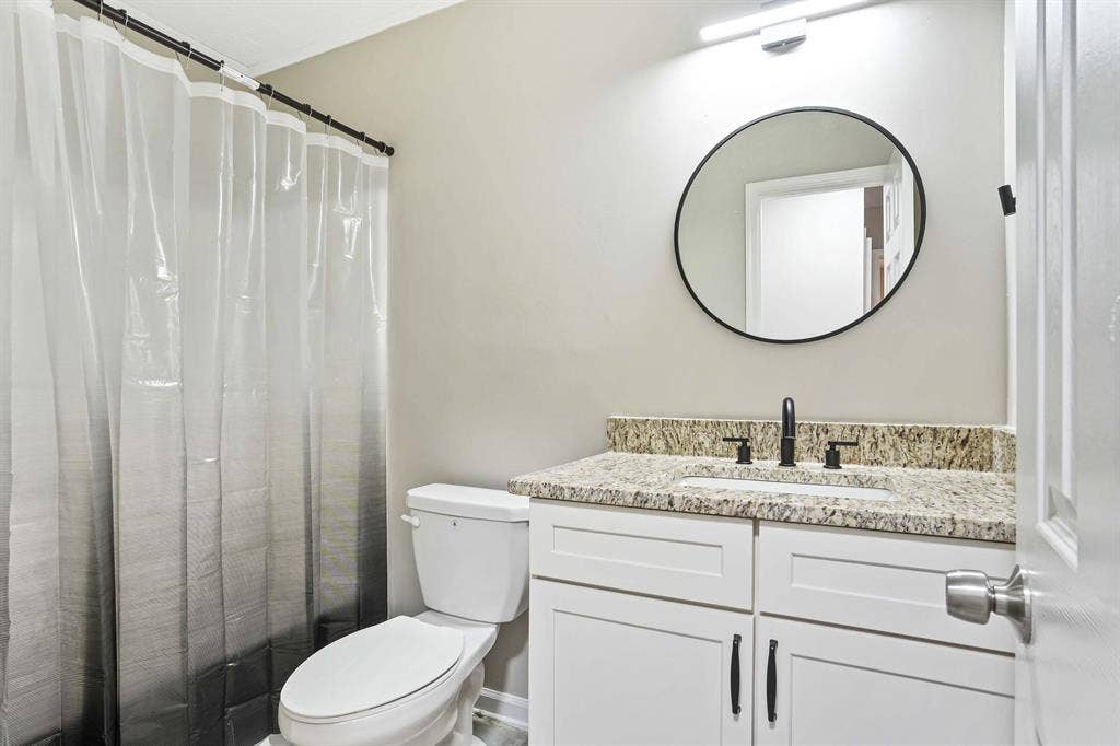 5 BR in Douglasville