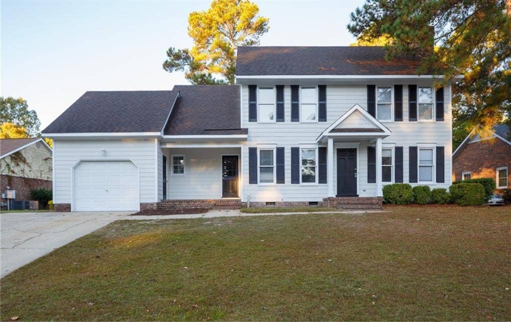 Entire 3BR Home Near Fort Bragg