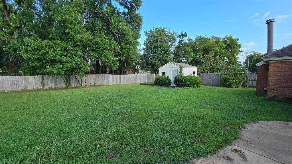 5 BR in Montgomery