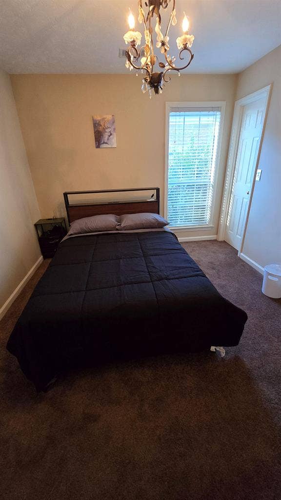 5 BR in Montgomery