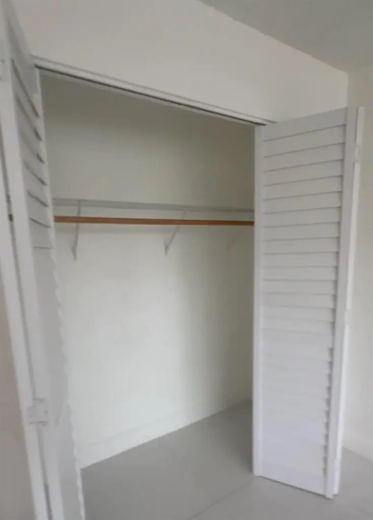 Se renta habitación amoblada