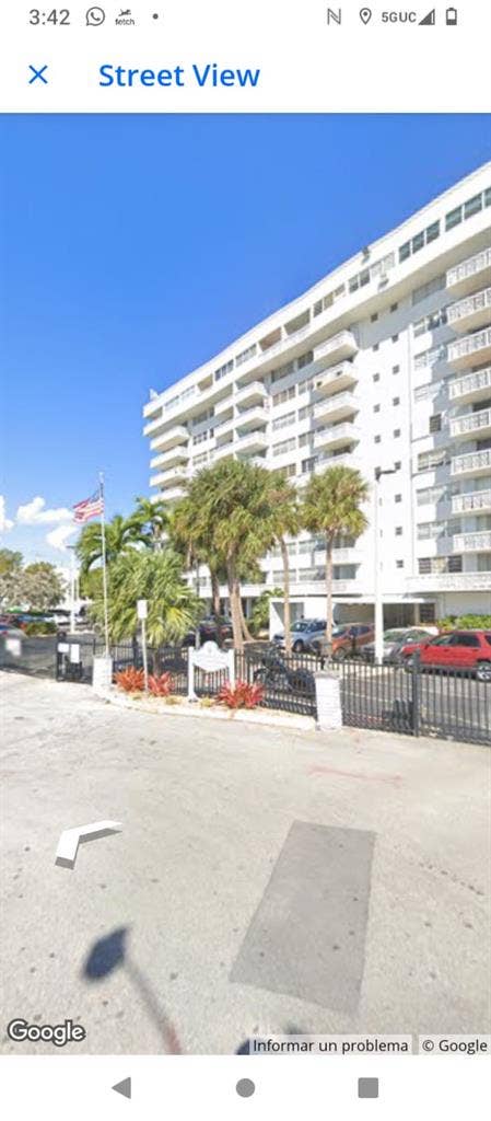 Se renta habitación amoblada