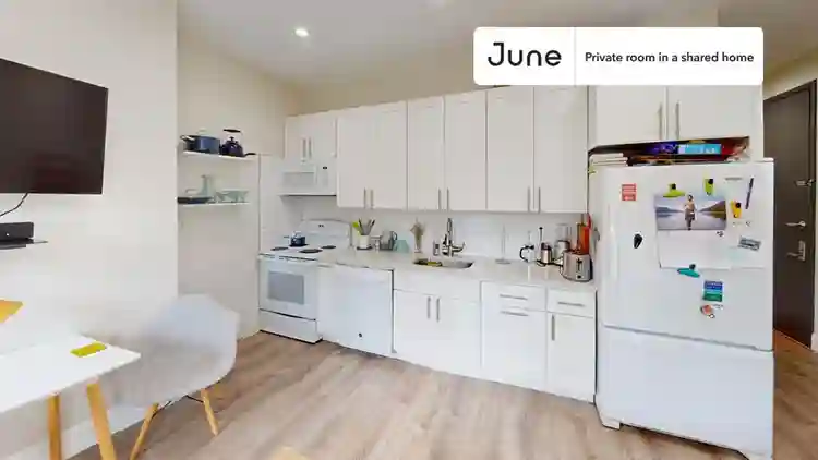 3 BR in New York City